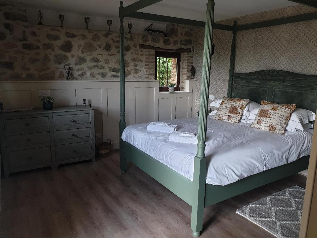 Bed and Breakfast La Maison Ronde Saint-Quentin-sur-Charente Exteriér fotografie